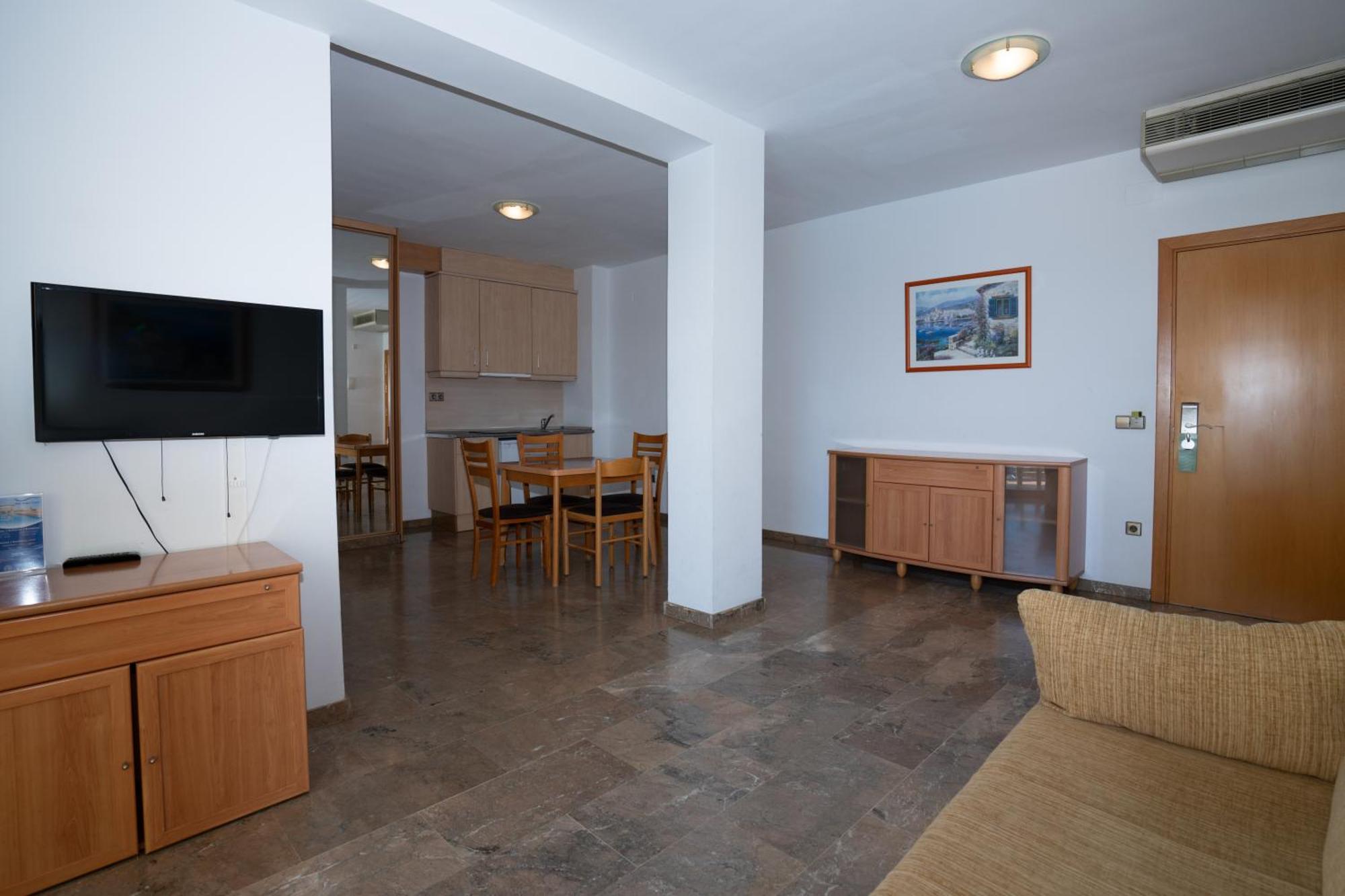 Two-Bedroom Apartment Marina Views,1758273533:JPEG