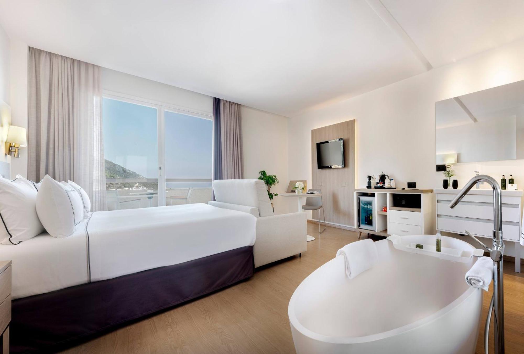 Grand Premium Room Sea View,1774427027:JPEG
