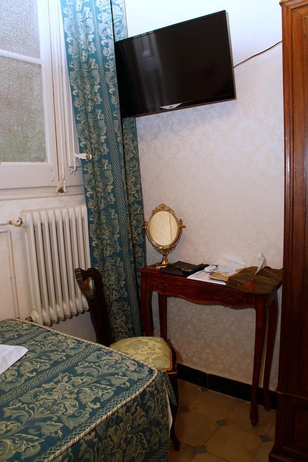 Standard Single Room,663640965:JPEG
